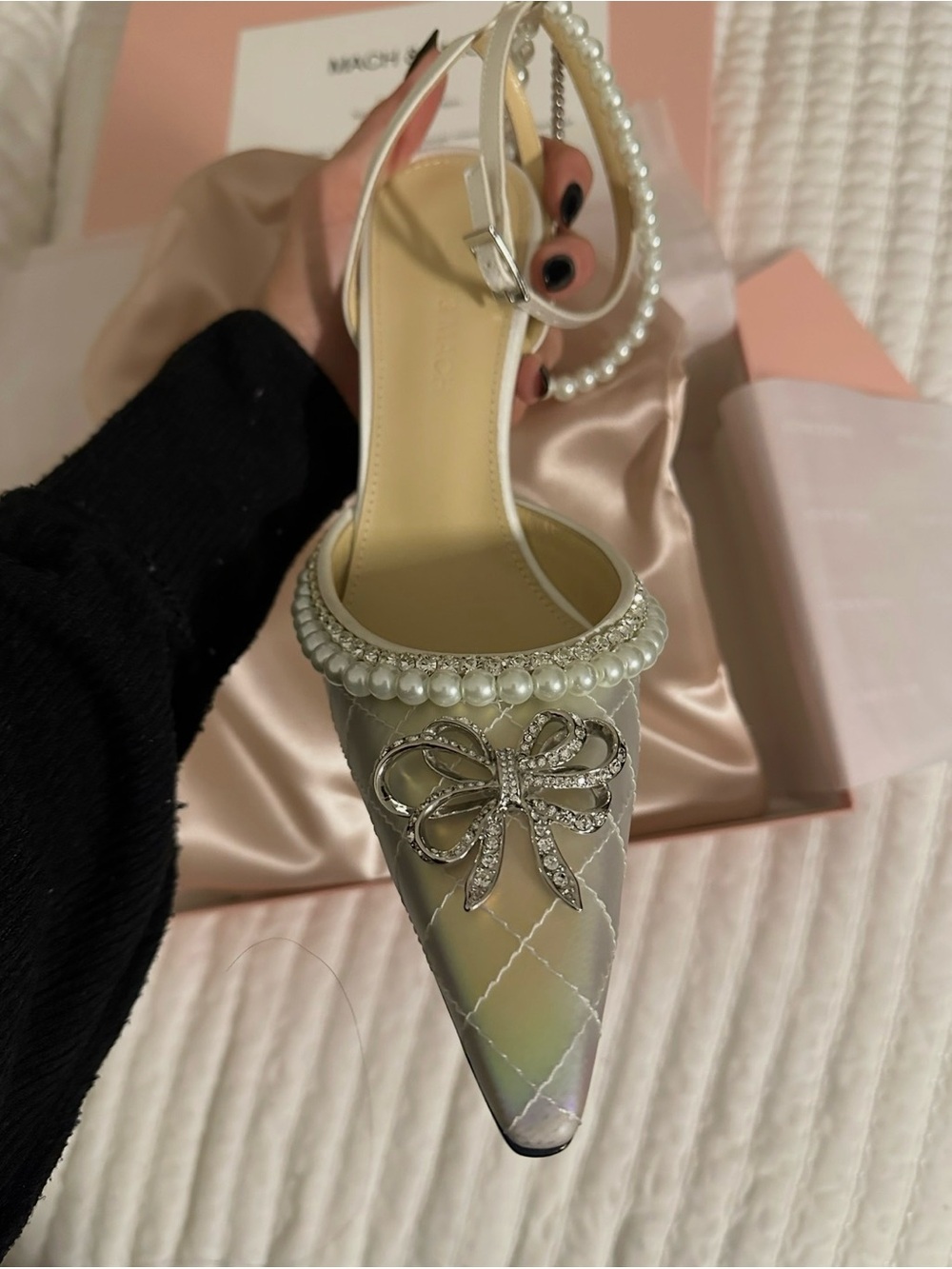 MACH & MACH Iridescent Pearl-Trim Pointed Toe Pump